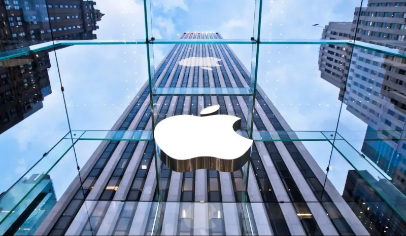 Apple Announces a Free Course of Coding for Teachers