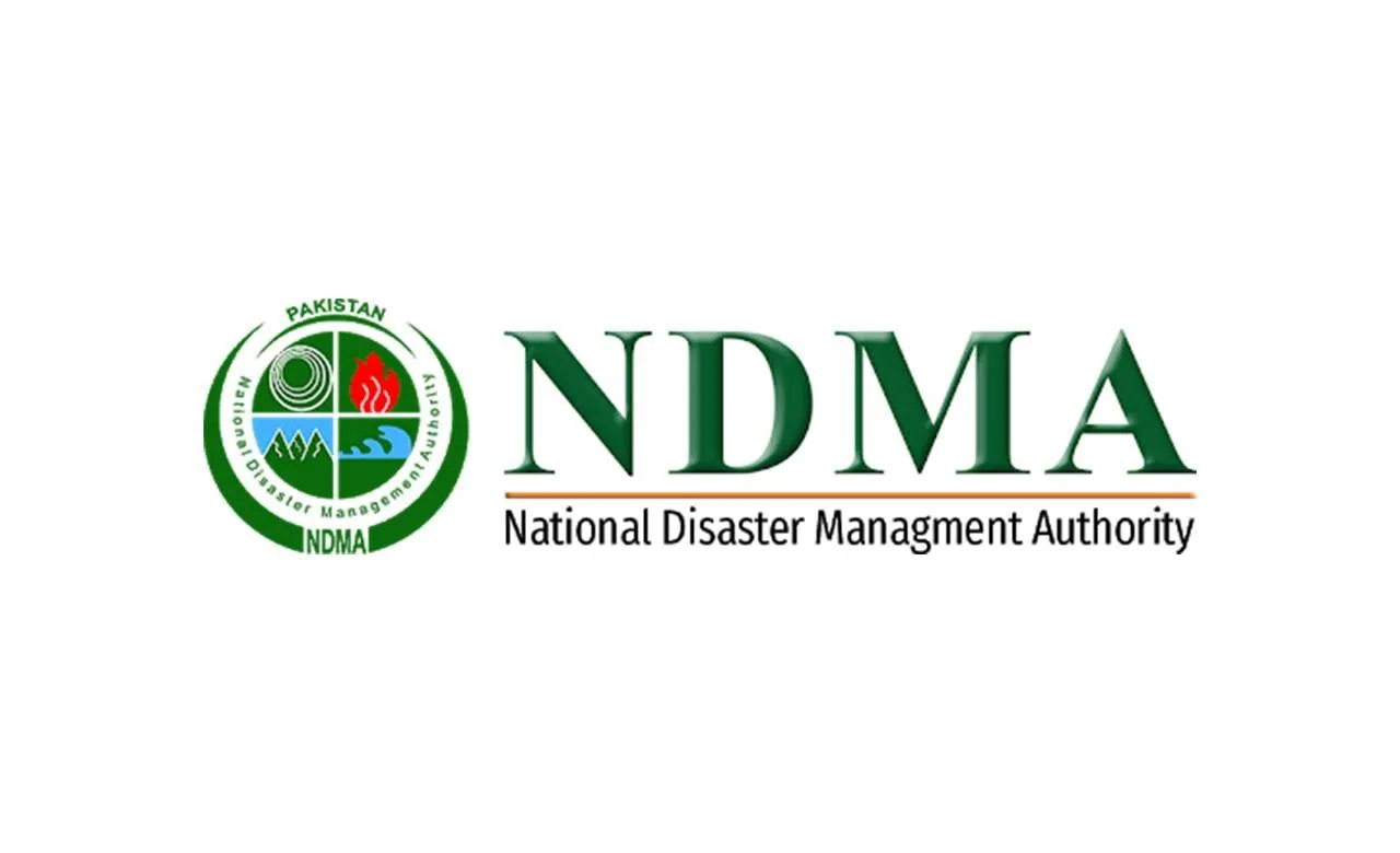 NDMA and FWO continue to clear sewerage drains in Karachi