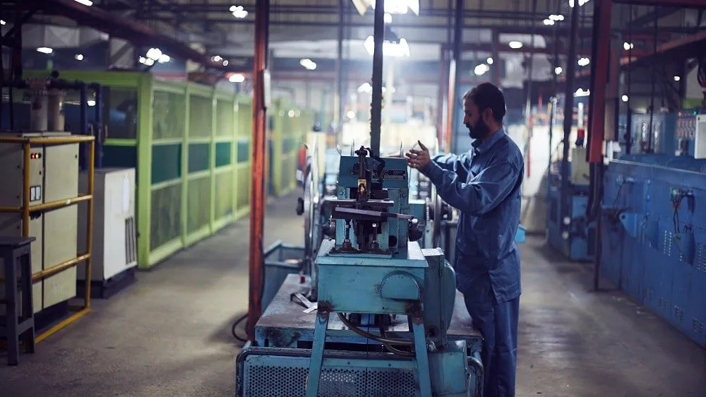 Large scale manufacturers