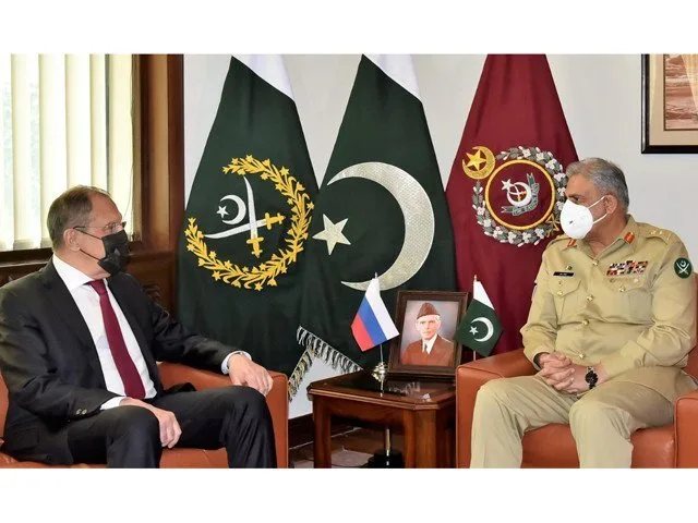 Russian FM meets Chief ofArmy General Qamar Bajwa