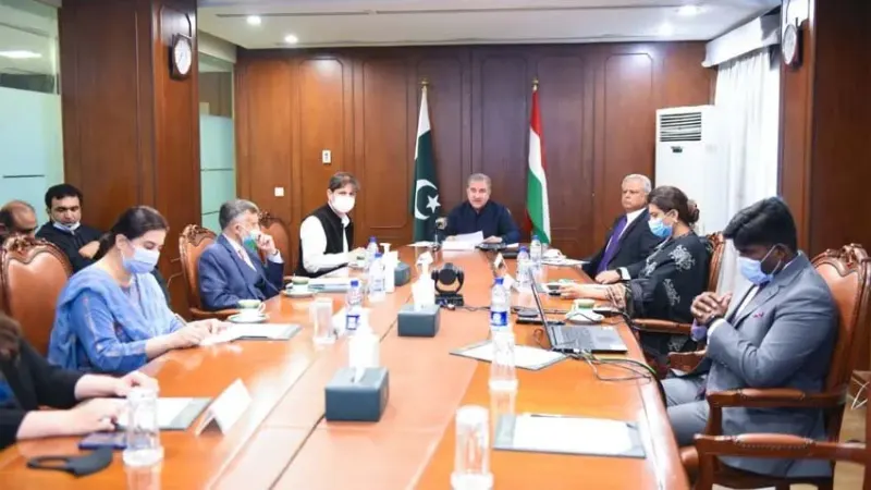 Pakistan, Hungary