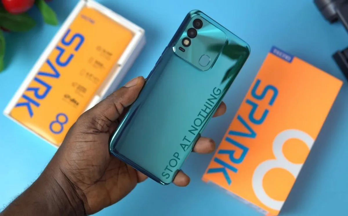 Tecno Spark 8 is available for 21,000 Rs with 5,000 mAh battery.