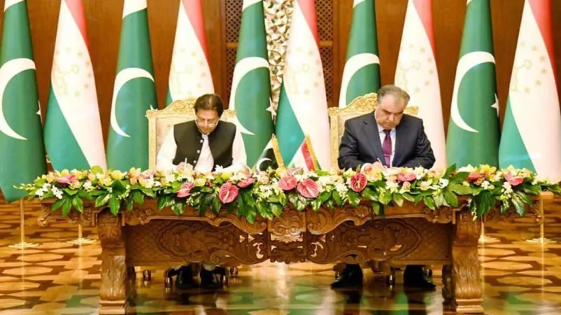 Pakistan-Tajikistan
