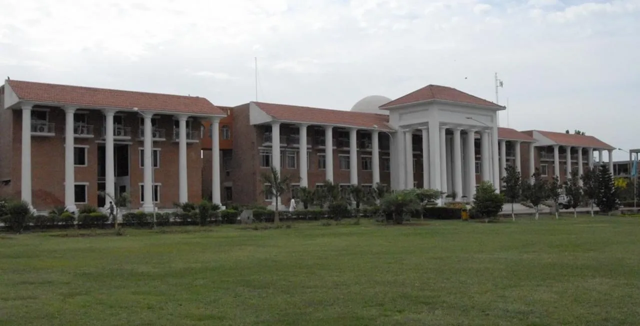 Arid Agriculture University