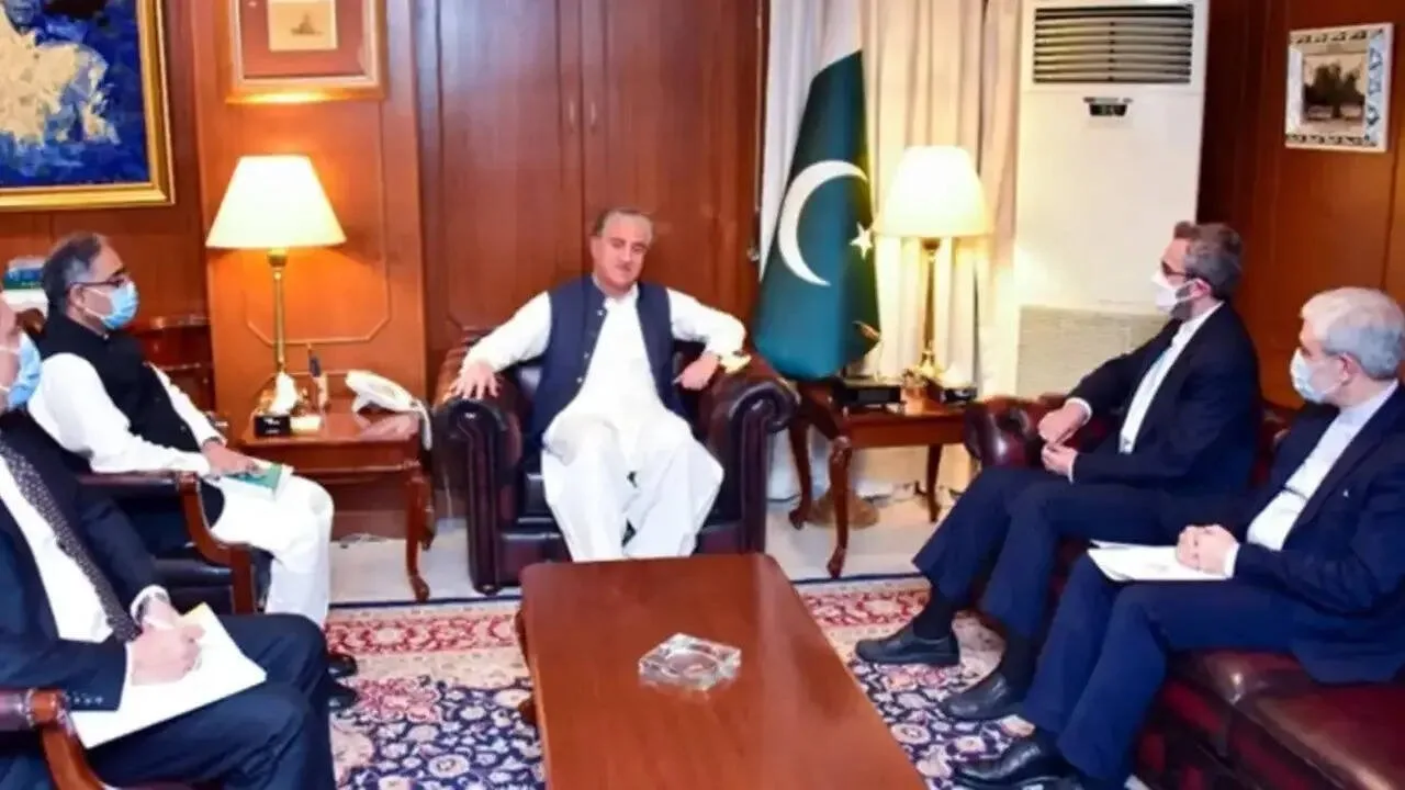 FM Qureshi Welcomes Iran Support on Kashmir
