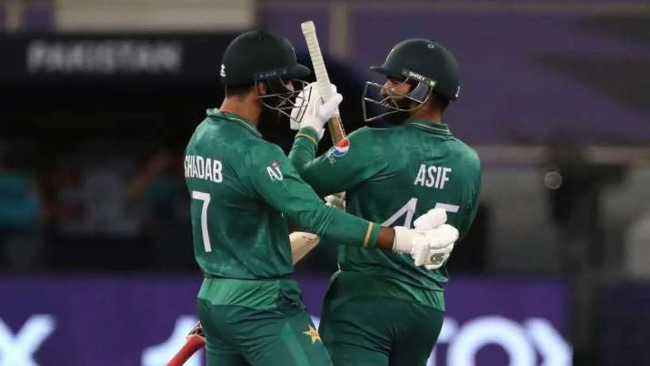 Asif Ali scores Four Sixes in a row against Afghanistan