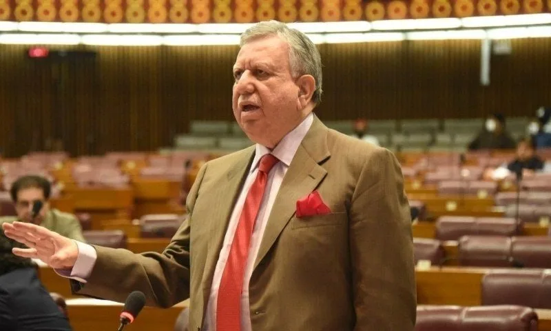 shaukat tarin