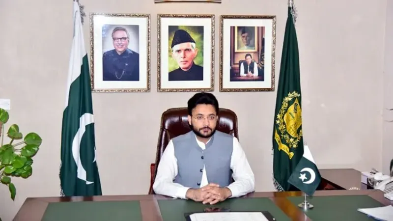 People will soon start enjoying benefits of govt’s reforms for economic growth: Farrukh