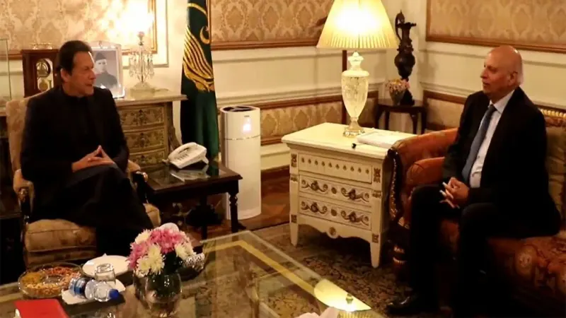 Punjab Governor briefs PM on visits to Turkey, UK