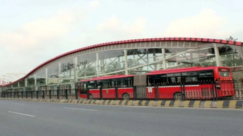 Solar-powered metro