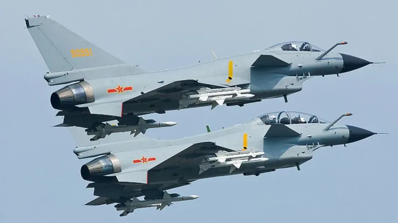 Chinese J-10 fighter jets