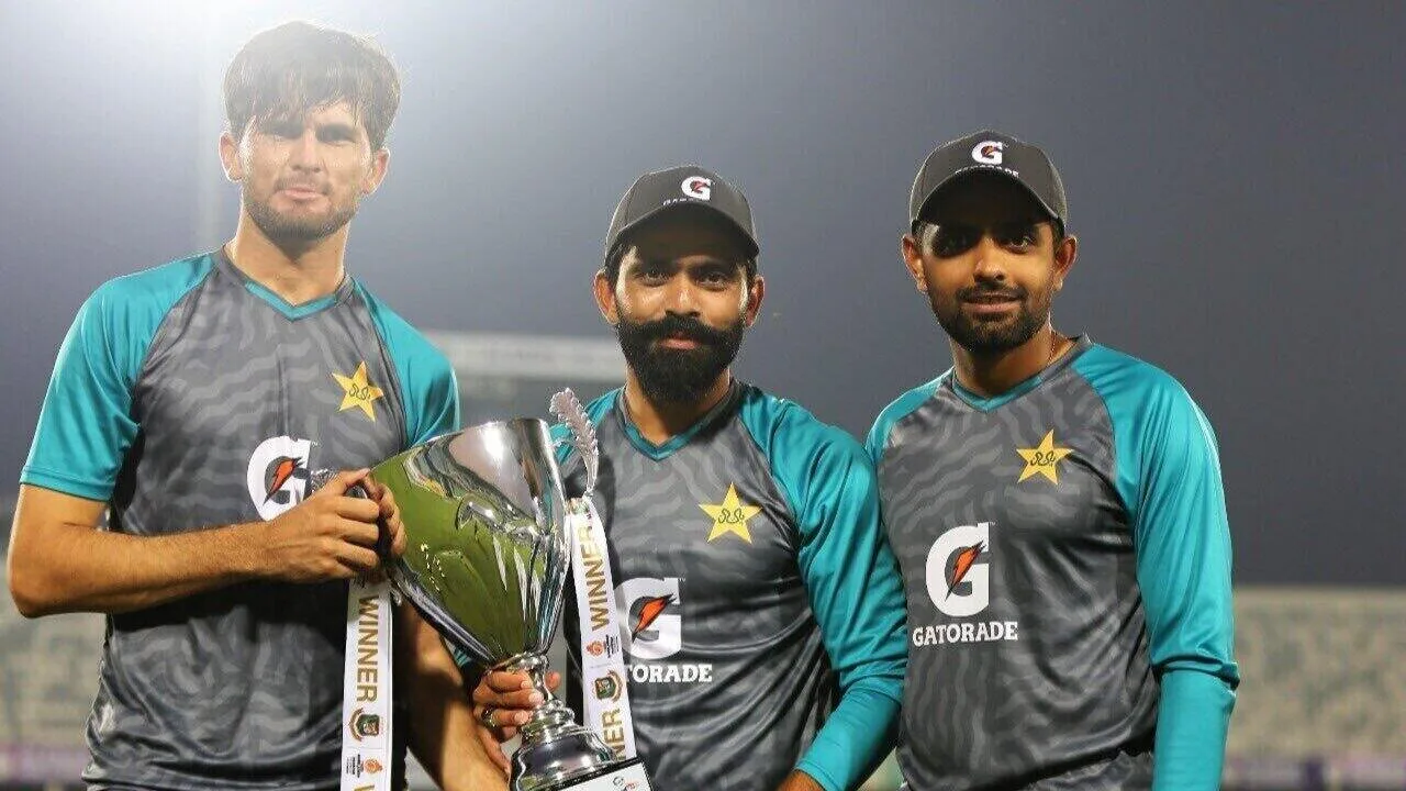 Pakistan Becomes the First Team to Win 5-Day Test By Taking 13 Wickets on Last Day