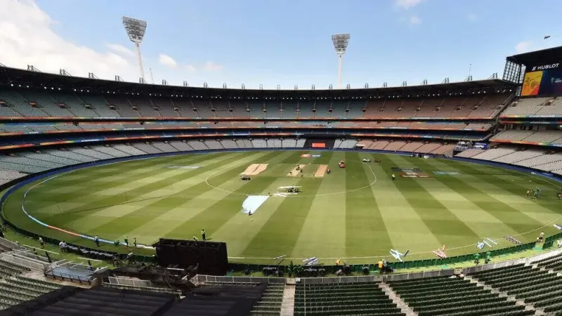Govt to build 10 new Cricket Grounds across Pakistan
