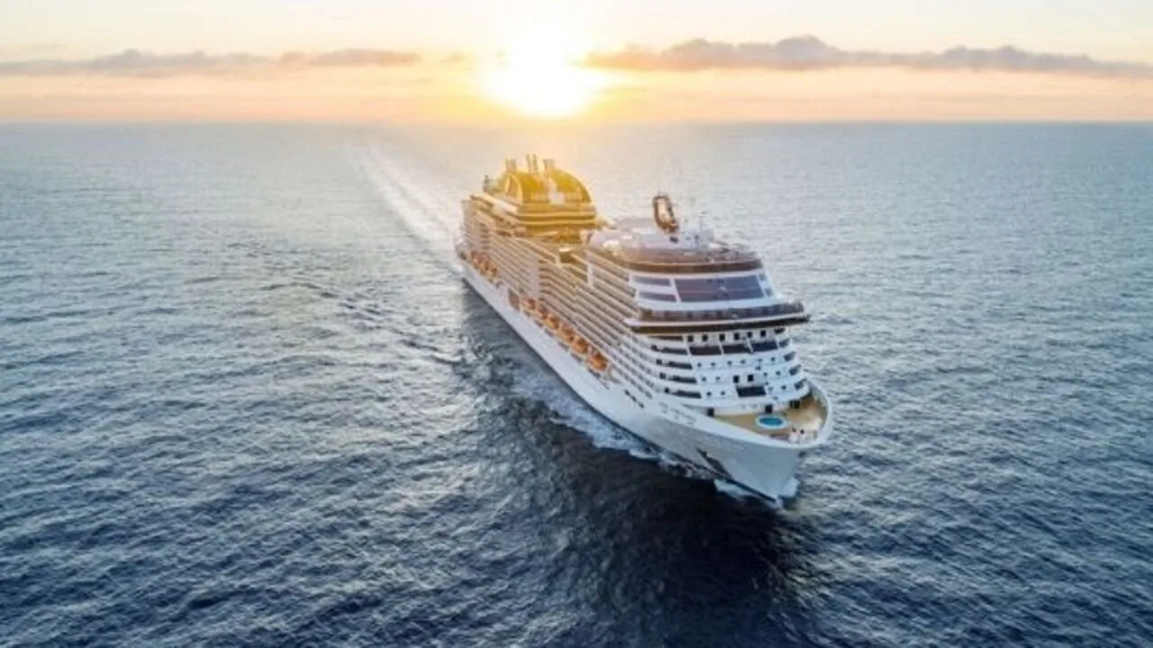 14 story cruise ship