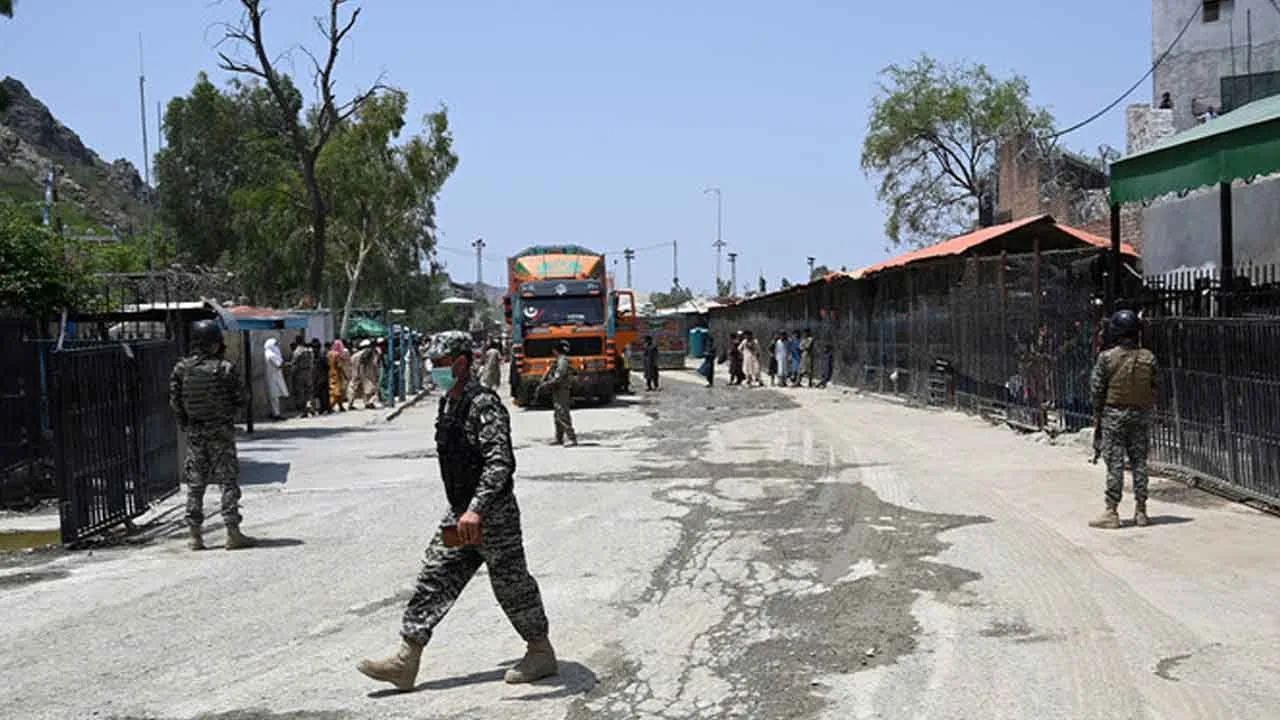 Pakistan seizes ‘largest ever’ haul of heroin worth Rs1.5b at Torkham border