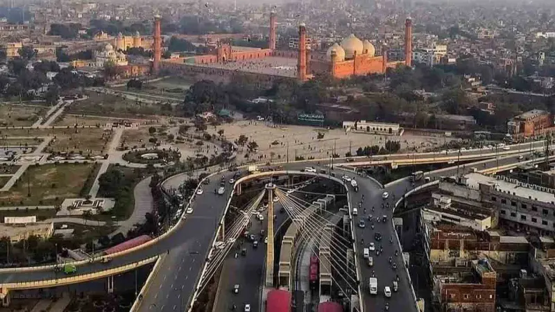 CM Punjab Approves Rs. 50 Billion Elevated Expressway in Lahore