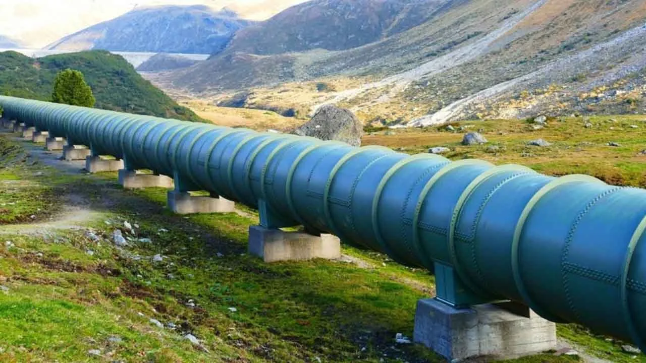 Rs. 9 Billion Being Spent to Improve Gas Supply in Underdeveloped Areas