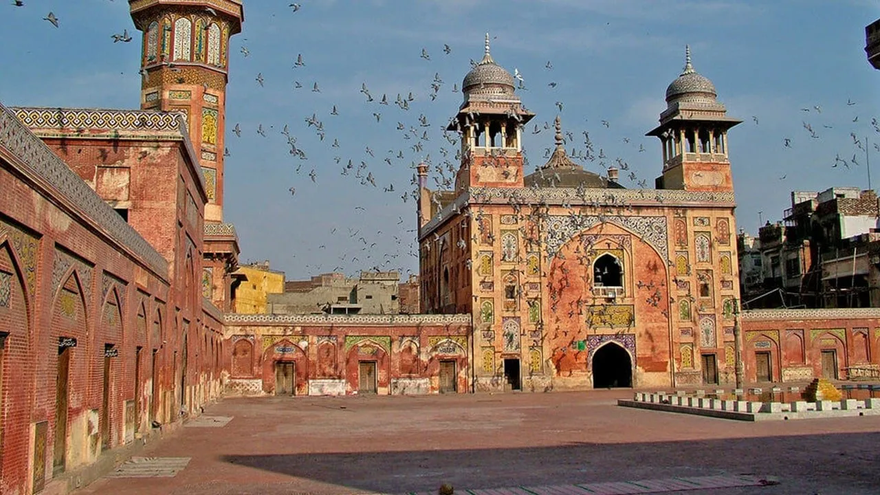 Punjab Govt Starts Work on a Rs2 Billion Project to Renovate Historic Buildings