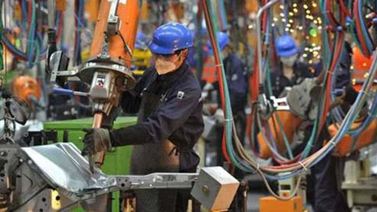 Large scale manufacturing sector witnesses 12.2% growth this year: Bakhtiar