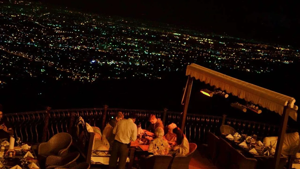 Monal Restaurant'