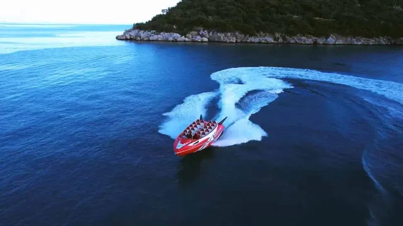 World's fastest speedboat arrives in Pakistan