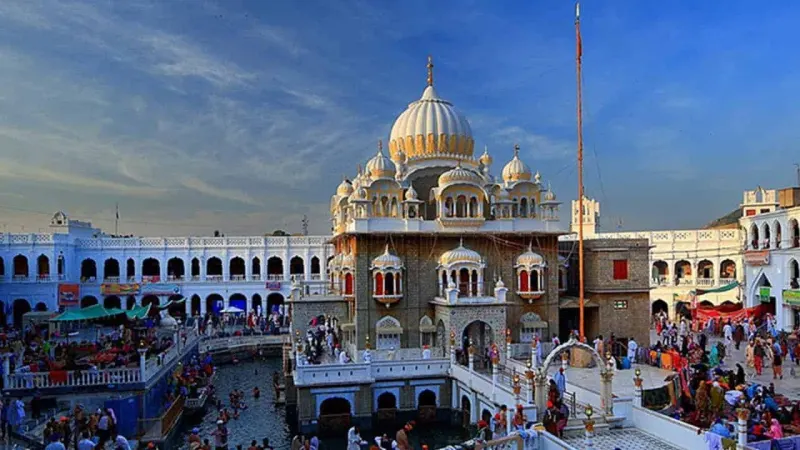 Pakistan witnessing boom in religious tourism: President