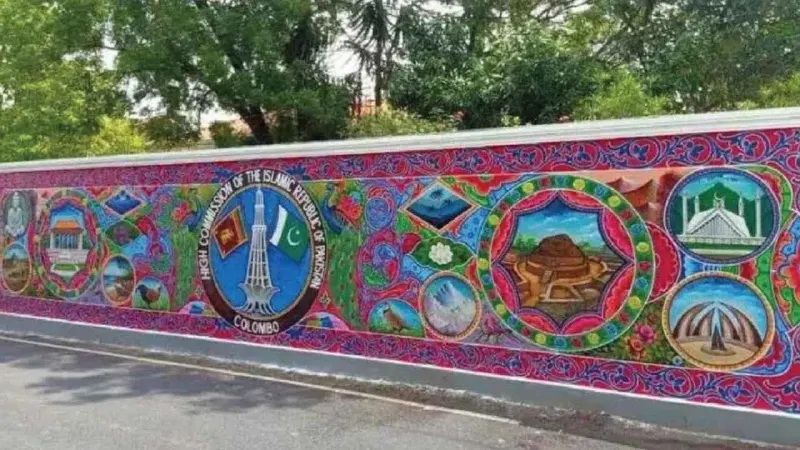 Pakistani Artist Paints Vibrant Truck Art In Sri Lanka
