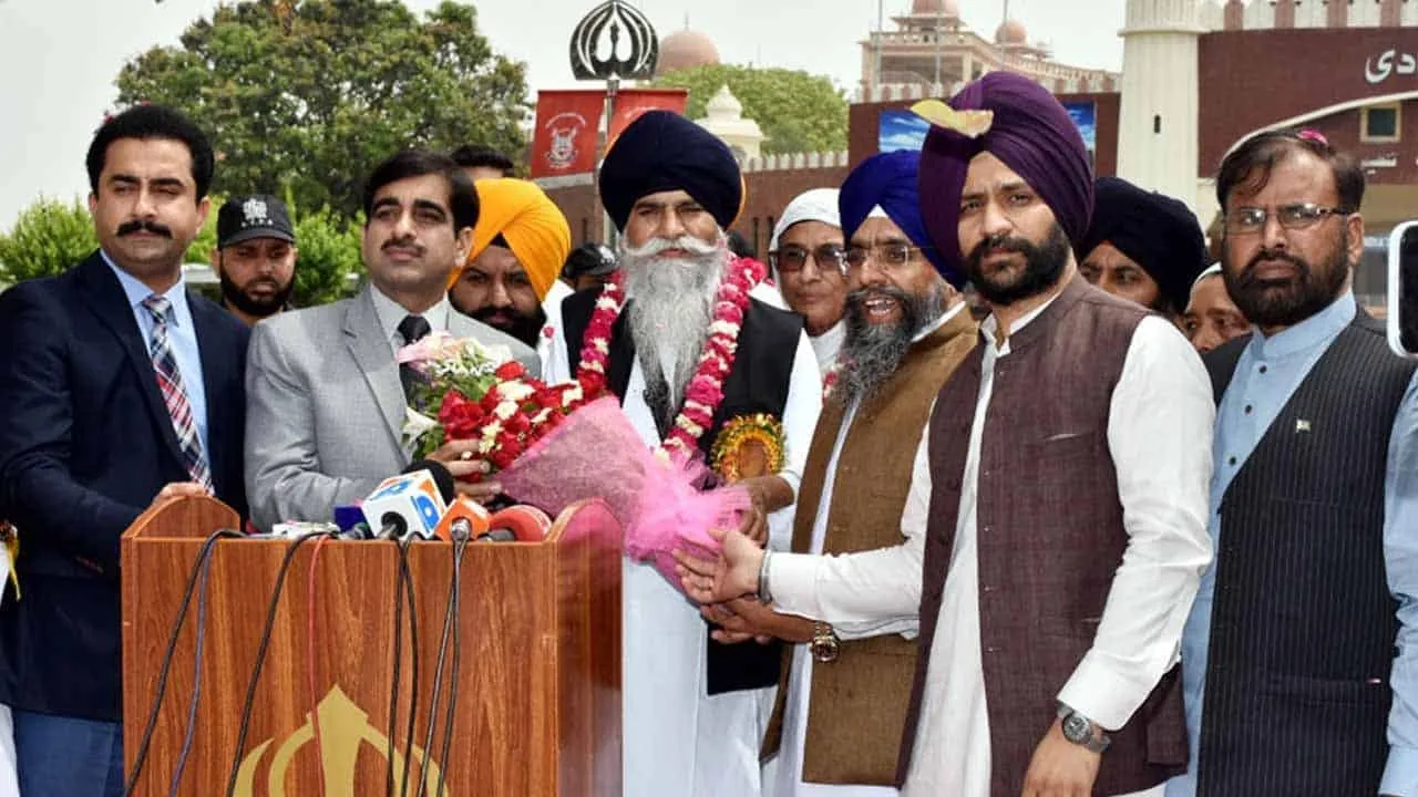 Sikh pilgrims from India arrive in Pakistan to attend Baisakhi festival