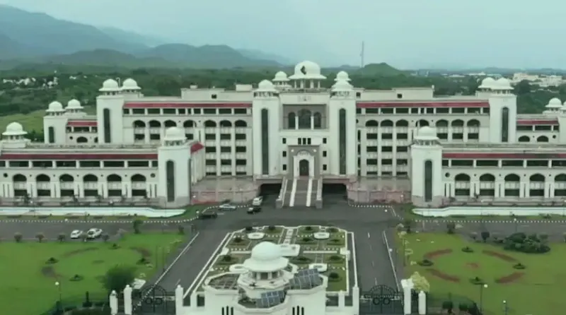 pm house