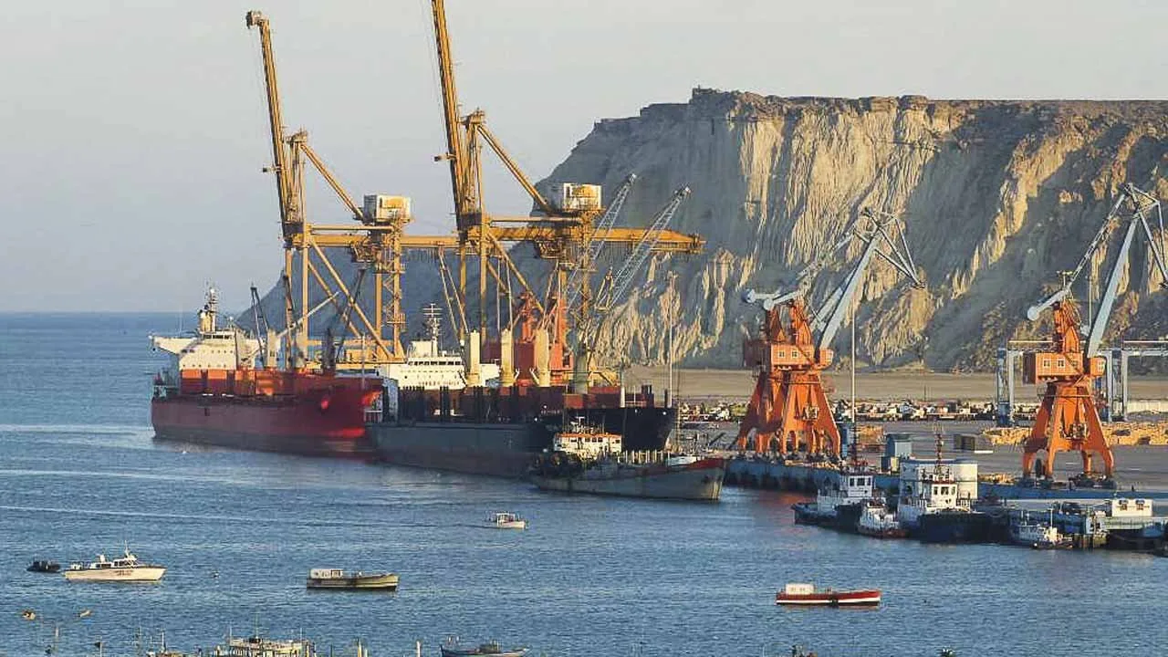 Enhancing trade, and investment with Russia is Pakistan’s top priority