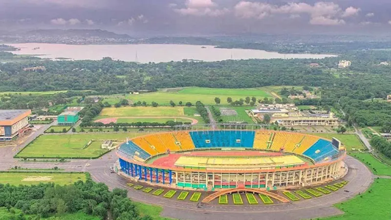Govt to construct sports centers across country