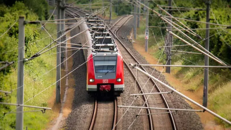 ‘Commission established for Pakistan-Afghanistan Uzbekistan rail project’