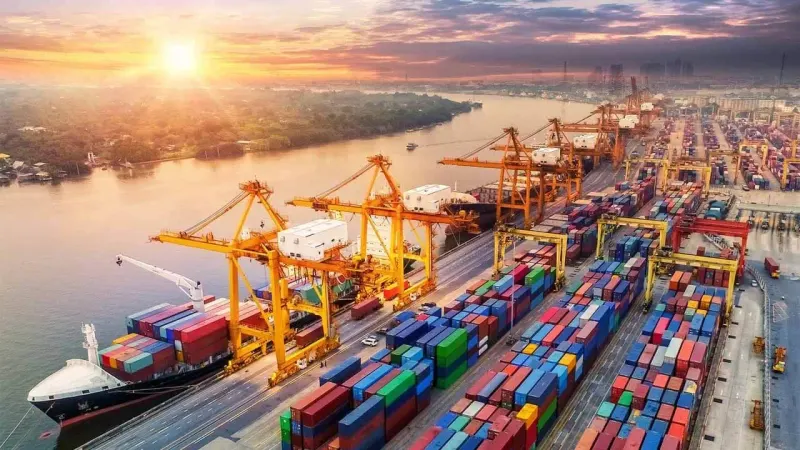 Trade deficit reaches a high of $39.3 billion.