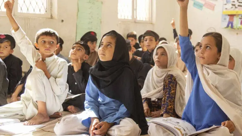 Finance Division Grants Rs. 6 Billion to Education Ministry