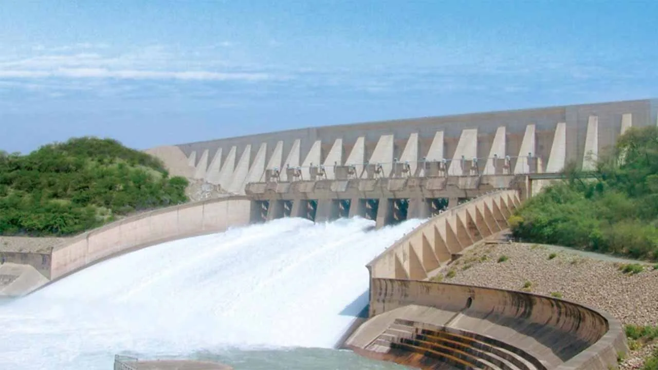 Govt allocates Rs 105 billion for construction of Dams