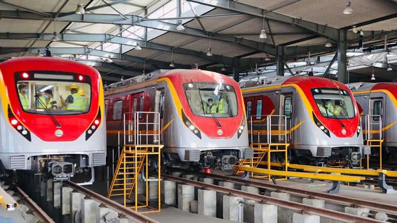 Orange Line and metrobus fares likely to be reduced
