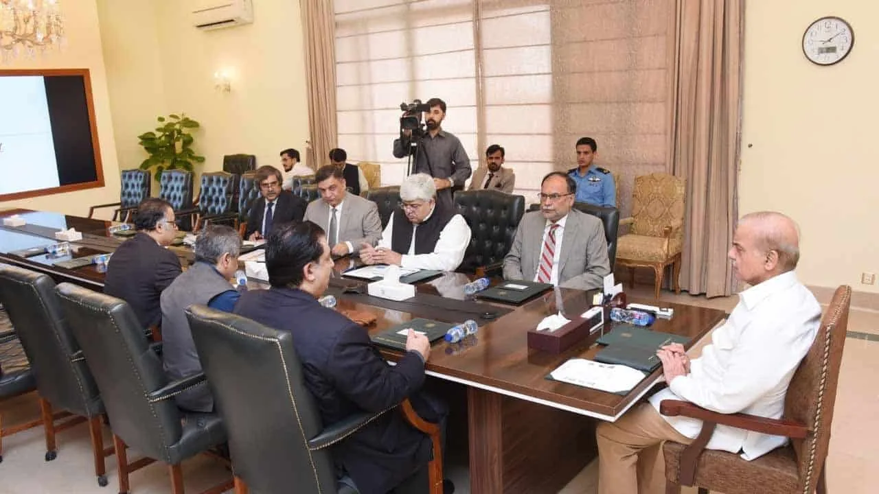 PM announces solar panels for Gwadar's power consumers