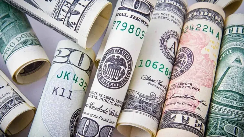 Remitta­nces sent by overseas Pakistani fell below $2 billion in January