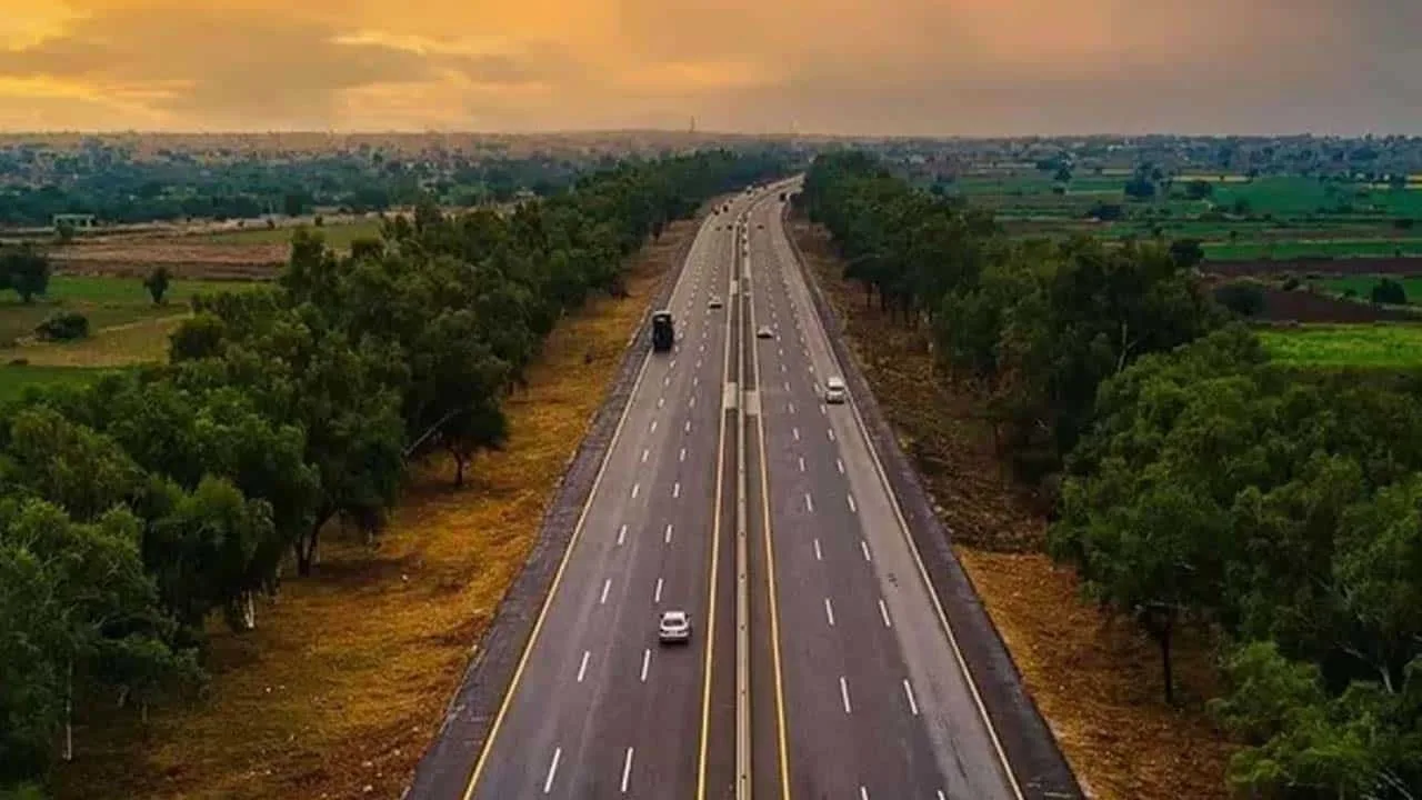 NHA, FWO ink agreement for installation of e-tolling system on motorways