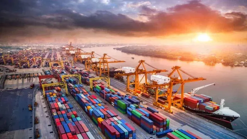 Govt Un-bans import of all Luxury Items Except Cars and Mobile Phone