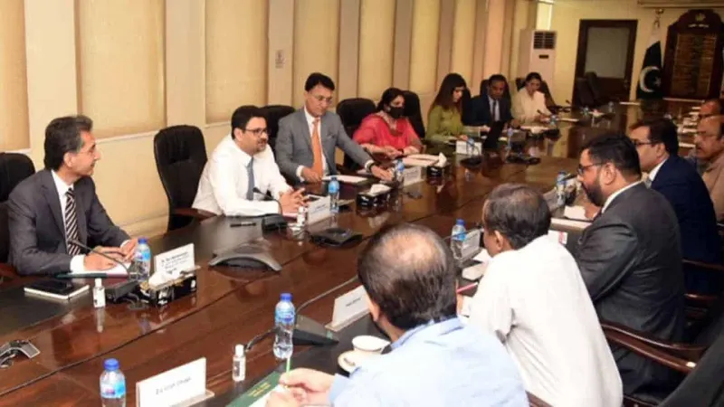 Govt to provide export friendly environment to business community in Pakistan
