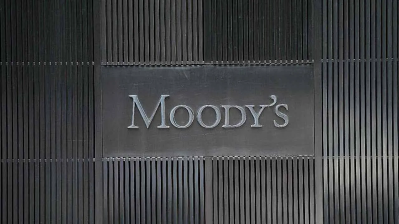Inflation in Pakistan could average 33pc in the first half of FY23, says Moody’s economist