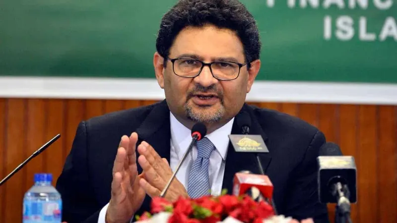 Pakistan to get $8 Billion Financial Aid after IMF deal