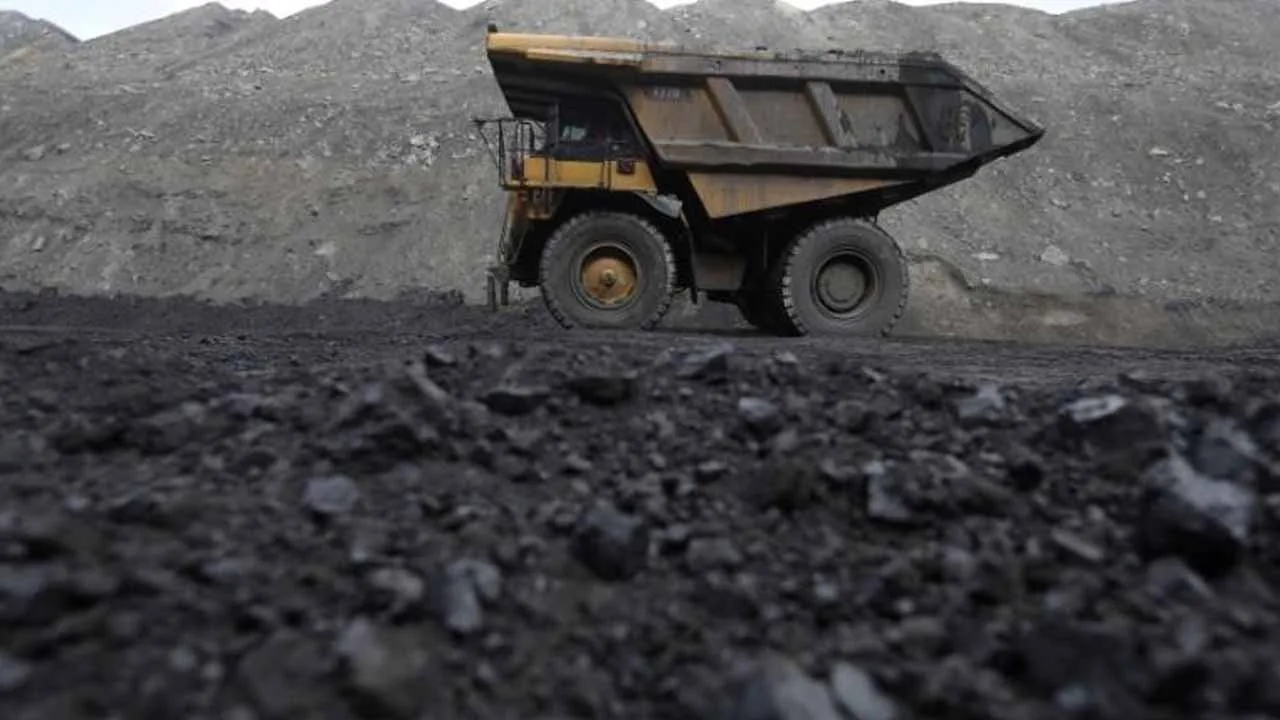 Win-win for Afghans as coal trade with Pakistan picks pace