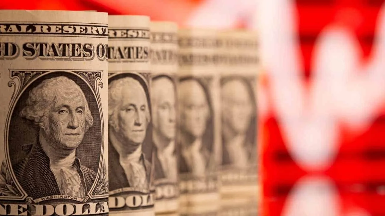 Pakistani rupee gains 5.58 against the US dollar in the interbank market