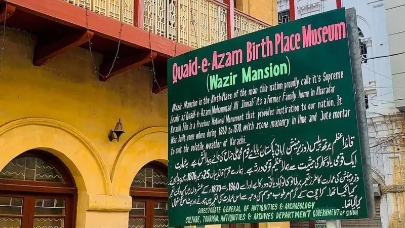 In Karachi’s old town, birthplace of Pakistani founder stands hidden from public eye