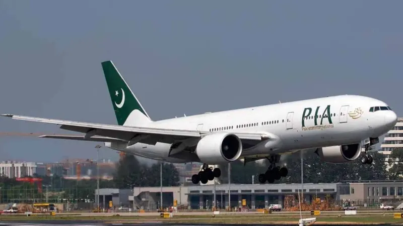 Progress in talks on restoring US, UK flights