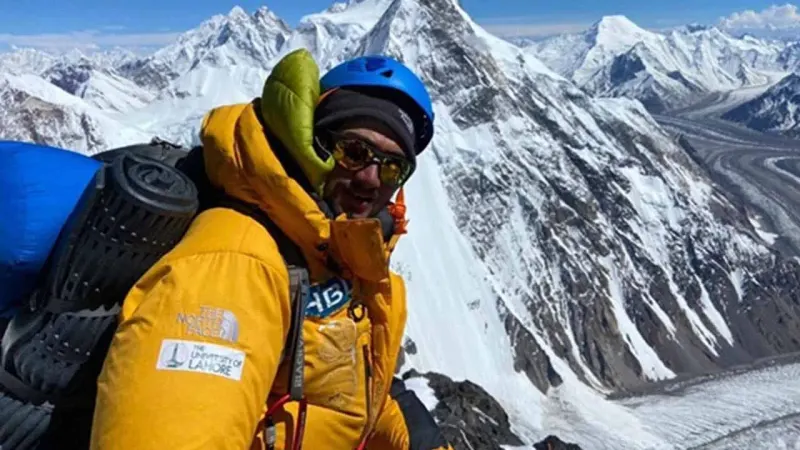 Pakistan’s Shehroze Kashif becomes youngest climber to summit Gasherbrum II