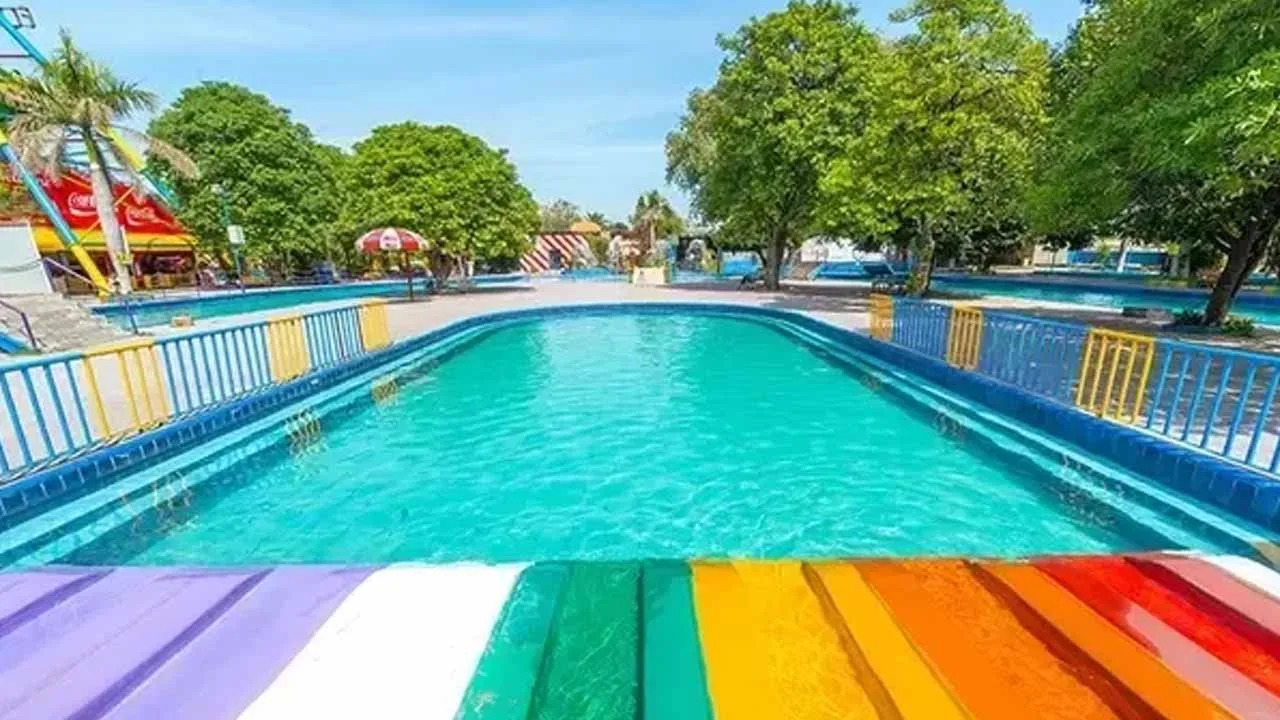 Govt Orders to Shut Down All Swimming Pools in Lahore to Prevent Dengue Breeding