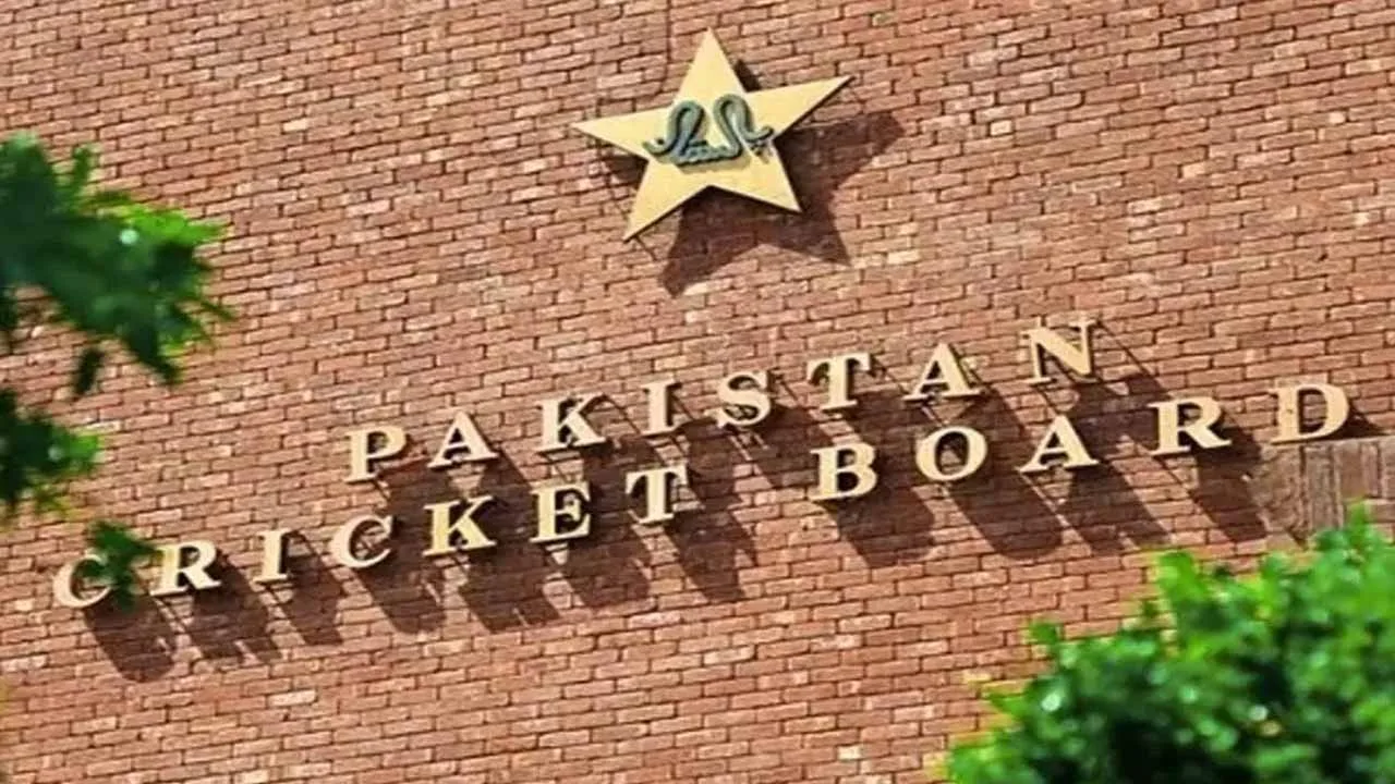 England to face off with Pakistan in Karachi and Lahore